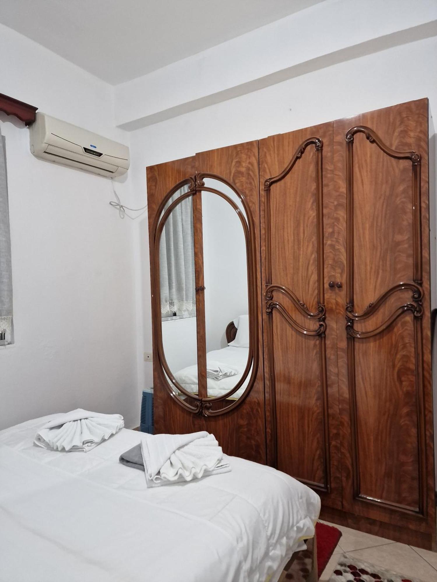 Apartment Antigona Gjirokaster Ngoại thất bức ảnh