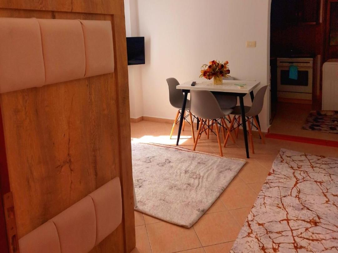 Apartment Antigona Gjirokaster Phòng bức ảnh