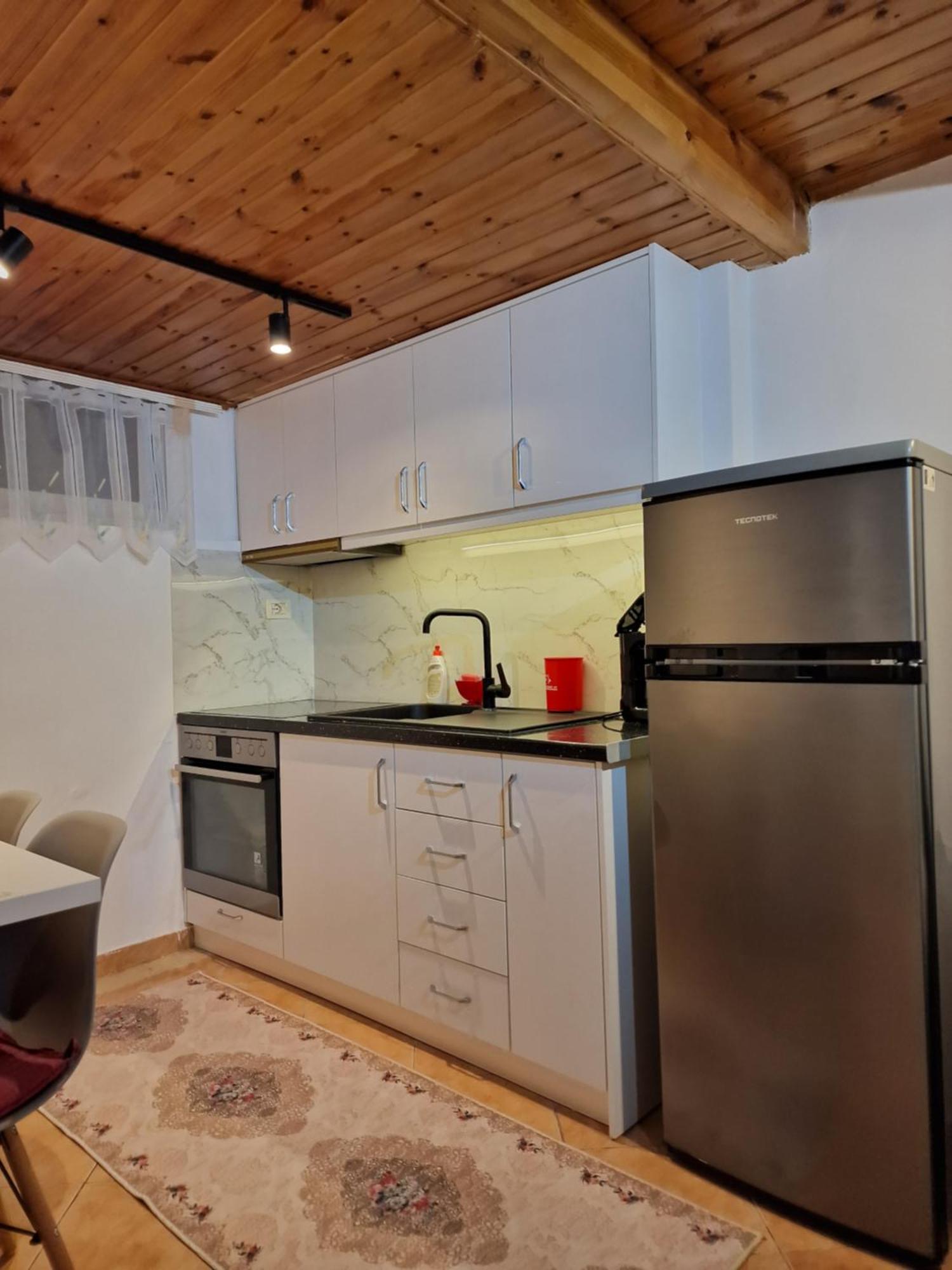 Apartment Antigona Gjirokaster Ngoại thất bức ảnh